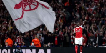 Arsenali thyen Atletikon dhe rikthehet në finalen e Champions League pas 20 vitesh