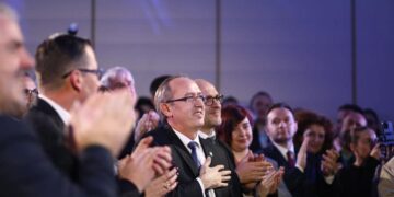 Hoti: Më 7 qershor të ndalet “uzurpimi i shtetit”