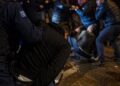 “Përleshje e rëndë mes dy familjeve në Zallq të Istogut: 7 persona përfundojnë në spital”.