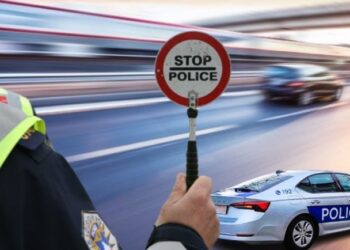 “178 km/h në zonën 50: gjobë 500 euro dhe 12 muaj pa patentë”.
