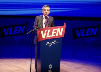 Pak orë para protestës së studentëve në Shkup, reagon Izet Mexhiti: Provimi i jurisprudencës edhe në gjuhën shqipe