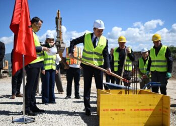 Vendoset gurthemeli i Parkut Industrial në Mitrovicë, investim afër 1 milion euro