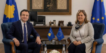 Diaspora mobilizohet për Kurtin, zyrtarja e LVV-së flet për mbështetje të fuqishme nga mërgata