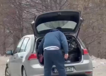 Skandal në Brezovicë: qytetari kapet duke hedhur mbeturina nga vetura”.