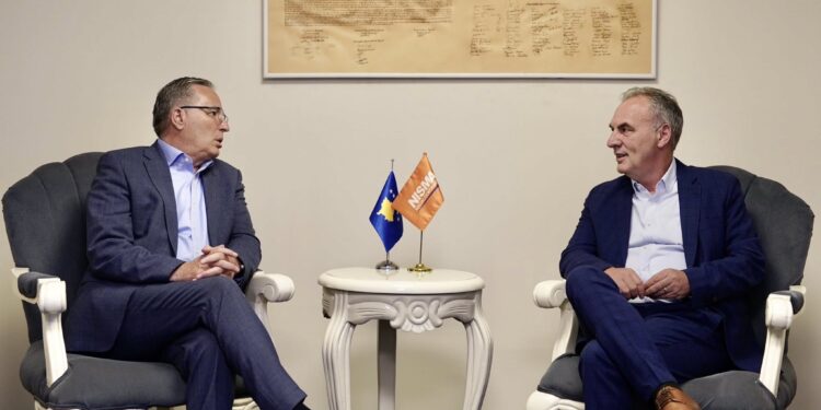 NISMA dhe PDK arrijnë marrëveshje bashkëpunimi, Limaj: Do ta mbështesim Bedri Hamzën për kryeministër