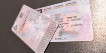 Skandal me patentë shoferë: 12 persona përballen me aktakuzë.