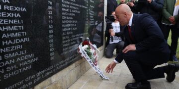 Haradinaj kujton betejën e Shqiponjës: Fitorja e UÇK-së u bë testament i mbrojtjes së atdheut