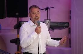 Pretendim për sulm ndaj zyrtarit të LVV-së në Skenderaj, dy persona përfundojnë në spitalin e Mitrovicës