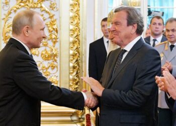Gerhard Schröder, ish-kancelari gjerman që u bë njeriu i Putinit
