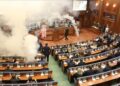 Shtyhet gjykimi për gazin lotsjellës në Kuvend – ndërhyn Xhelal Sveçla.