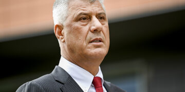 Uka shpërthen: Thaçi i bën liderët e tjerë të duken si “kafshore”.
