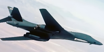 SHBA zbulon për herë të parë bombarduesin B-1B me raketë hipersonike