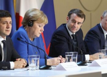 Angela Merkel përflitet si ndërmjetëse në negociatat Rusi-Ukrainë, emri i saj diskutohet në qarqet politike gjermane