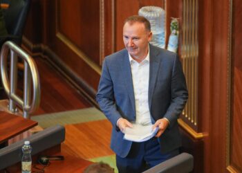 “Zemaj: 15 milionë euro për import të energjisë vetëm në prill”