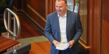 “Zemaj: 15 milionë euro për import të energjisë vetëm në prill”