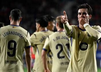 Barcelona fiton ndaj Osasunës dhe i afrohet titullit, vendimtar “El Clasico”