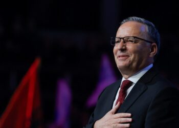 Hamza shpreh ngushëllime për vdekjen e Alush Gashit: Kontribut i çmuar në shëndetësi, arsim dhe ndërtimin e institucioneve.