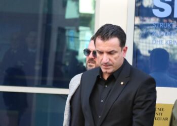 Gjykata e Lartë rrëzon kërkesën, Erion Veliaj mbetet në burg.
