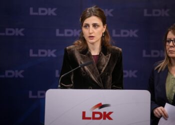 “Mungoi në prezantimin e Osmanit, Ymeri: S’ka përçarje në LDK”.