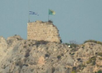 Izraeli pretendon kontrollin e kështjellës historike Beaufort në Libanin jugor, urdhërohet evakuimi i banorëve