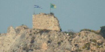 Izraeli pretendon kontrollin e kështjellës historike Beaufort në Libanin jugor, urdhërohet evakuimi i banorëve