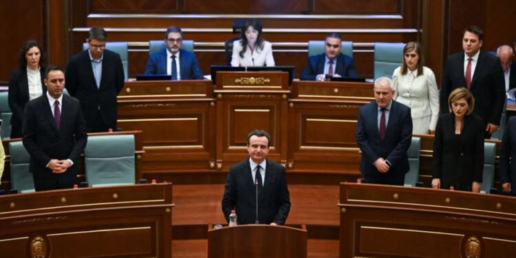“Ngërçi politik: Kurti thotë se Kosovës i duhet president konsensual pas zgjedhjeve”.