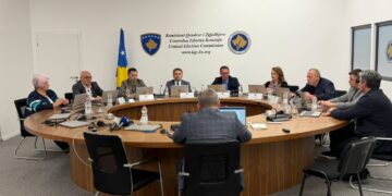 “Diaspora voton me postë: KQZ miraton adresat në 22 shtete”.