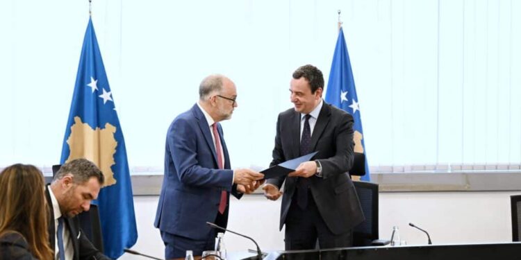 Kurti priti Ekipin e OKB-së në Kosovë, dorëzon Planin Strategjik 2026–2030