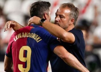 Flick për largimin e Lewandowskit: Vendimi më i mirë për të dhe Barcelonën