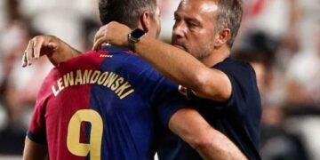 Flick për largimin e Lewandowskit: Vendimi më i mirë për të dhe Barcelonën