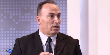 “Shahini: Kosova në rënie të thellë ekonomike, e dyta më e varfër në Evropë”.