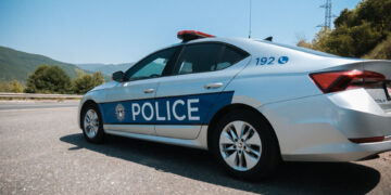 “Policia godet në Lipjan: kapen armë dhe municion, një i arrestuar”.