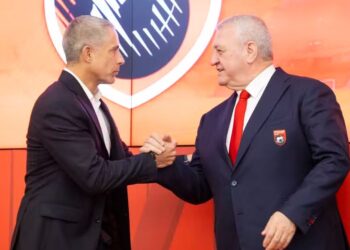 Mediat braziliane zbulojnë prapaskenat e largimit të Silvinjos, “vendimin e mori Duka”