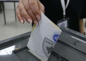 Mbi 21 mijë kërkesa për regjistrim të votuesve jashtë Kosova për dy ditë, 1 mijë e 37 të refuzuara.