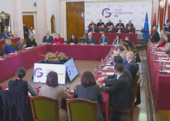 “Kush po hyn e kush po mbetet jashtë? Renditja e kandidatëve sipas votave”.