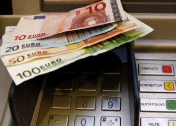 Alarm nga OEK: Kosova me pagat më të ulëta në Ballkan, shtrenjtimi vazhdon të godasë qytetarët.