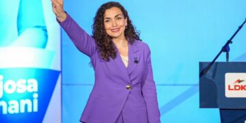 “Vjosa Osmani: ‘Dje, sot e nesër e njëjta rrugë – Kosova me Amerikën, Amerika me Kosovën’”.