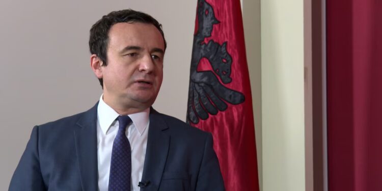 Koci: Kurti po del armiku më i madh i vetes – në politikë mbijeton ai që e mban fjalën.