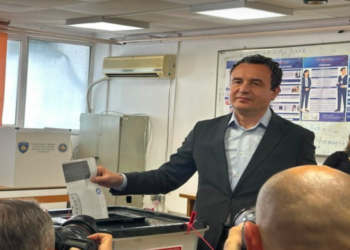 Kurti pas votimit: Sa më e lartë pjesëmarrja, aq më i madh legjitimiteti i institucioneve