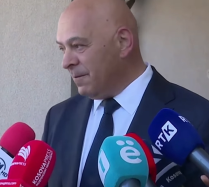 Ardian Gjini pas votimit: Qytetarët ta marrin Kosovën në duart e tyre