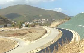 Kasami dhe Mexhiti: Autostrada Shkup–Bllacë–Prishtinë po bëhet, 200 milionë euro investim strategjik për lidhjen me Kosovën