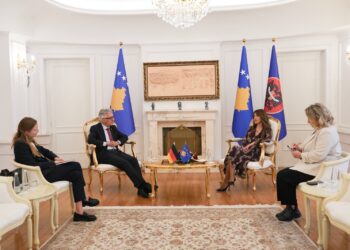 Albulena Haxhiu pret ambasadorin gjerman, vlerëson mbështetjen e Gjermanisë për Kosovën