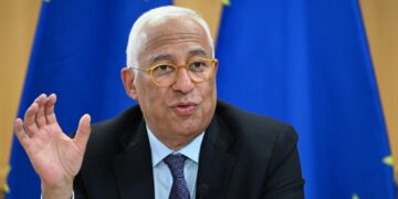 Costa nga Shkupi: Ndryshimet kushtetuese janë kusht për hapjen e negociatave me BE-në