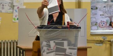 Zbulohen emrat: Këto janë 5 gratë më të votuara në VV, PDK, LDK dhe AAK.
