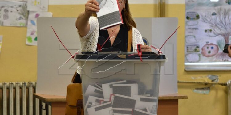 Zbulohen emrat: Këto janë 5 gratë më të votuara në VV, PDK, LDK dhe AAK.