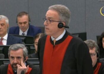 Avokati i Thaçit i reagon Speciales që prezantoi “standardet e gjykimit të drejtë”: Çdo ankesë e të akuzuarve është refuzuar nga Apeli.