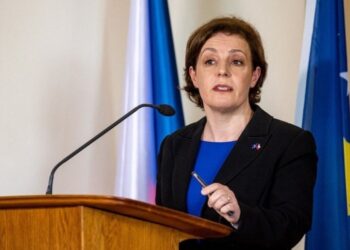 Hipokrizia e Gërvallës: Formalizon çmimin që ekziston që nga viti 2011, ‘Sali Çekaj’ deri më tani u është ndarë dhjetëra personaliteteve.