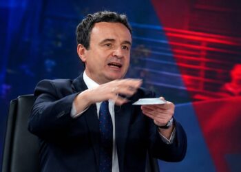 6 vite, mbi 20 miliardë, “me çka krenohesh?”: Kurti nervozohet sërish kur pyetet për projekte kapitale.