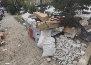 Komuna e Prishtinës paralajmëron gjoba deri në 300 euro për hedhjen e mbeturinave vëllimore.