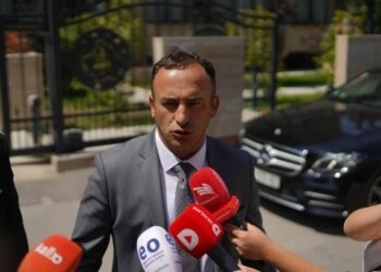 Prokuroria Speciale: Halil Thaçi u intervistua si i pandehur për “Ushtrim ndikimi”.